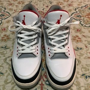 Air Jordan 3 Fire Red Rare lot size 14 men.PREOWNED …No Box !!!